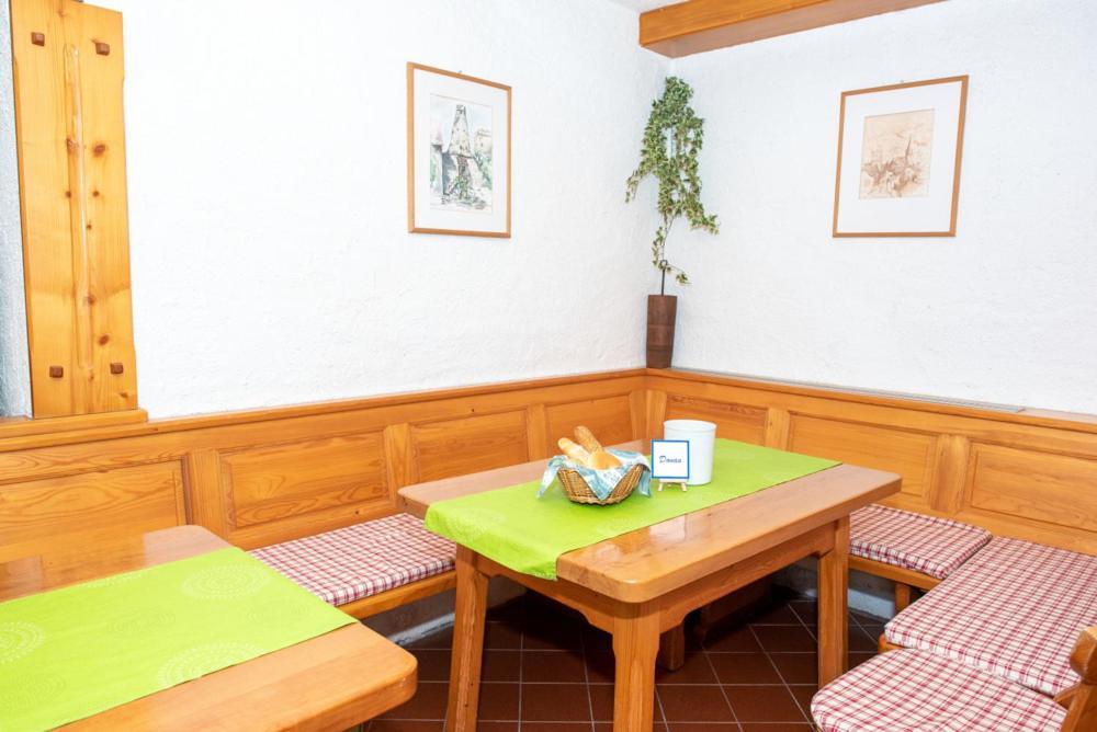 Gaestehaus Schuetz Spitz an der Donau Eksteriør bilde